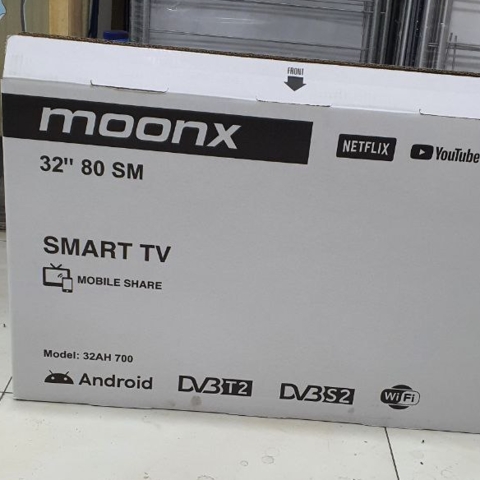 Moonx Smart TV 32 AH 700